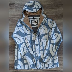 The North Face Printed 78 Rain Top Jacket - Size Medium (NEW, Never Worn)